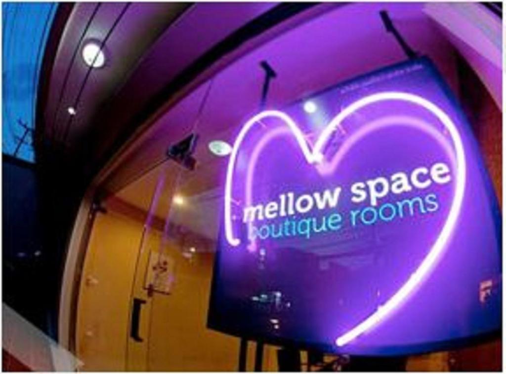 Mellow Space Boutique Rooms Карон Экстерьер фото